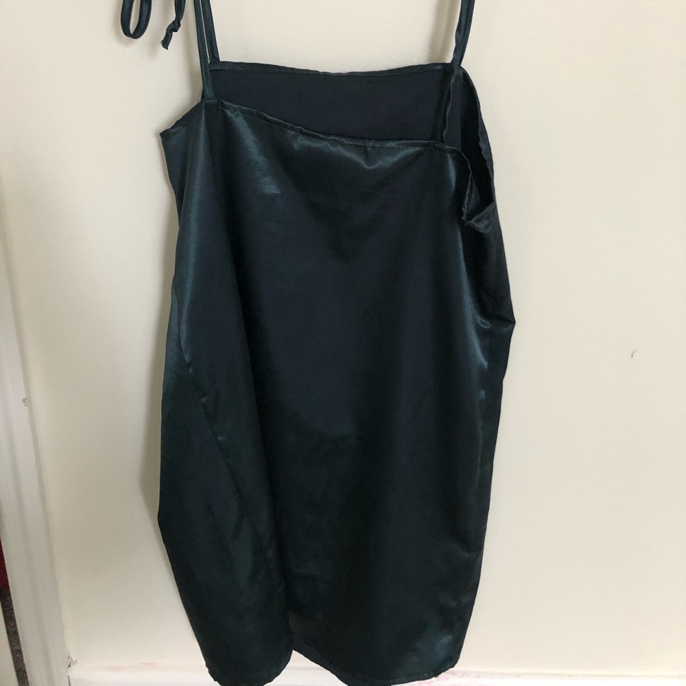 Urban Renewal emerald slip dress, UO 🦋 - Picture 3 of 3